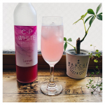 ✧₊﻿レアナニ﻿C×P WHITE﻿﻿﻿クランベリー＆ザクロ味がおいしい美容ドリンク。﻿﻿今日は炭酸で割って飲みました🍷﻿﻿高品質・国産馬プラセンタでエイジングケア…のInstagram画像