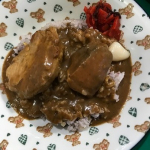 大きなお肉がゴロンと入っていてだしの味もしっかりとしたカレーでした。五島のプレミアムな高級なカレーです。美味しかったです。#五島の鯛で出汁をとったプレミアムな高級カレー #ごと #五島 #mo…のInstagram画像