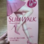 スリムウォークの着圧ストッキング履いてます🥺✨..長い事立っていたりするの脚が浮腫んでしまう😭ずっと仕事しないで主婦だったのに、最近仕事始めたからかな、筋肉が無くなってしまったのかな😭夕方になる…のInstagram画像
