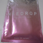 NEEDROP使ってみました。針が痛いかな・・・効果は感じられるかな・・・洗顔後目元に貼って、はがれないように、押してみると、チクチクチク・・・痛いっていうよりは、気持…のInstagram画像