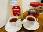 ROOIBOS TEA☕️ルイボスティー美味しいよね☺️✨このタイガールイボスティーはオーガニックでノンカフェイン🥰ルイボスティーは女性に飲んで欲しいお茶😚アンチエイジングやダイエットにい…のInstagram画像