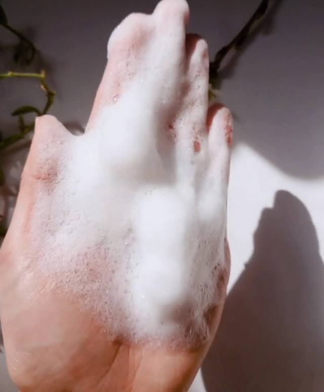 口コミ：かゆかゆ乾燥お肌のための無添加薬用石鹸「アトフリーナ」 レポート2の画像（2枚目）