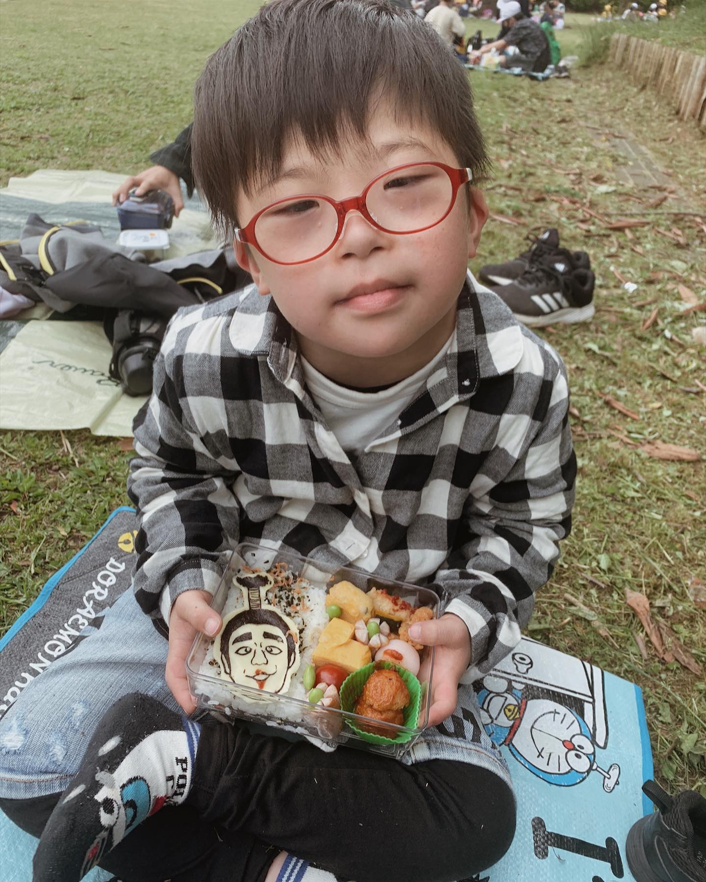 口コミ投稿：遠足弁当🍱玲男の大好きなバカ殿✌🏼凜は、栗花落カナヲ✌🏼鬼滅は、不器用な私にとっては…