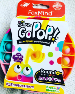 #ゴーポップ #GoPop #ぽこぽこおもちゃ #シリコンおもちゃ #monipla #dreamblossom_fanわーい😆待ってました❣️1枚目　パッケージ状態2枚目　ゲーム方法と本…のInstagram画像
