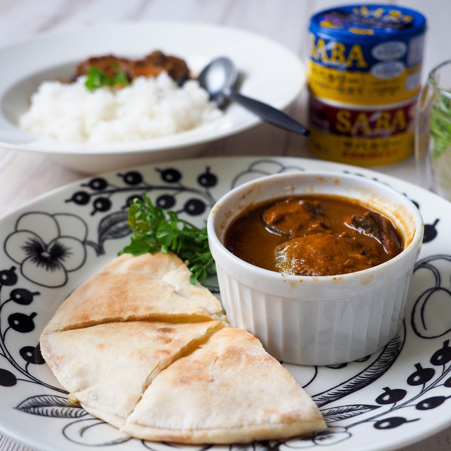 口コミ投稿：朝カレーで鯖カレー🍛清水食品×新宿中村屋のコラボ商品のサバカリー　インドカリー仕…