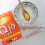 「Q10パウダー」..#抗酸化作用 のあるコエンザイムQ10のパウダーサプリです。.❤️水溶化によってCoQ10の吸収率を約4倍に❤️さっと溶けて吸収しやすい❤️水なしで飲…のInstagram画像