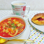 ミネストローネを作ってみました。野菜たっぷり♪健康にいい！#野菜をMOTTO #野菜をもっと #冷たいスープ #スープ #ベジMOTTO #簡単ベジ #monipla #monmarc…のInstagram画像