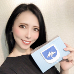 コープさんの【コットンメイク落とし】を使ってみました！肌に優しいコットン100%で、日焼け止めなどを落とすのにも使えると言うことで楽しみにしていました。1枚ずつがとても厚手で大きめです…のInstagram画像