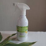夏になると増えてくる虫・・・もうすでに蚊が・・・そこで天然由来成分で害虫をやさしく駆除してくれる★SHE&YOU 殺虫ミスト天然由来の有効成分だから環境にやさしいんので安心して使えます…のInstagram画像