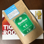 オーガニック 生葉ルイボスティー一般的なルイボスティーとは違って、味も香りも日本茶みたいです！お湯を注いだ時は黄緑色で、見た目が日本茶だったのでビックリ👀‼️これがルイボスティーか？と。…のInstagram画像