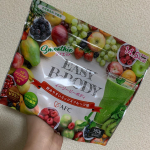 EASY B-BODY（イージービーボディ）です！水に溶かすだけというお手軽簡単なスムージー！美味しいだけでなく、ちゃんと野菜の味もするからこそ、効きそうって思いました。シェイクしてすぐ飲む…のInstagram画像