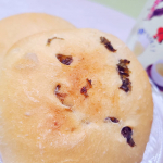 こんな時間に焼き上がり😊おうちパン🍞ちょっと変わり種でこんぶ茶チーズパン料理にも使える『減塩こんぶ茶』夏はキンキンに冷やしても🍵🆒🌴こんぶ茶生誕103年目の老舗「元祖こんぶ茶」の玉露園…のInstagram画像