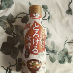 kumiko.yasui.1だし香るとろける味噌あわせ。鮮度が保てるボトルにはいった、液状みそです。お味噌汁を作ってみたところ味噌の溶けやすさにびっくり！だしがきいているので少量でもしっかりと味…のInstagram画像