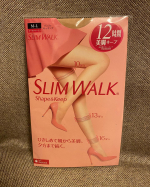 【スリムウォーク　シェイプ＆キープストッキング】・・#ピップ株式会社　発売のスリムウォークじつは初めて使ってみました（笑）ロングセラーの人気商品だけあって✨すごい収縮性で履きやすく…のInstagram画像
