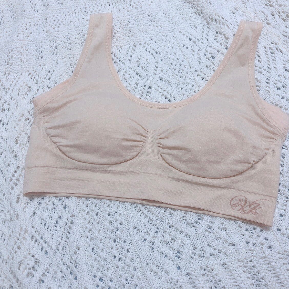 口コミ投稿：︎︎ ︎︎いつも使ってるViage ビューティアップナイトブラ👙これはこの前出た新カラーの…