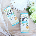 マルサン🌟オーツミルク🥛⁡北欧産のオーツ麦を糖化させたやさしい甘さの植物性ミルク🥛⁡アーモンドミルクは飲んだことあるけど、オーツミルクははじめて🤩ミルクティのような色で、少しトロっとしてます…のInstagram画像