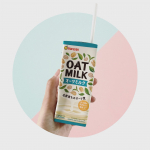 モニターでマルサンの2021年春夏新商品「オーツミルク200ml」を2本お試ししました！オーツ麦からできた植物性のミルクで、砂糖や甘味料を使用していないのに麦由来のやさしい甘みがあることが特徴です…のInstagram画像