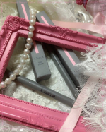 Chcacott COSMETICSGEL LINER New Style のジェルライナーをお試ししました♪繰り出すタイプのライナー くるくるっと調子に乗って繰り出したら⁈ ポキ…のInstagram画像