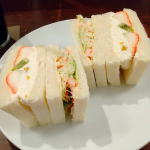 以前、札幌に旅行に行ったときに食べたさえらさんのサンドイッチ🥪セットで頼んだコーヒーも美味しかった😋冷静に考えたらけっこういいお値段するんですけど、札幌に行くことがあったらつい行っちゃう笑…のInstagram画像