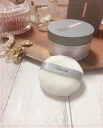Chcacott COSMETICSFINISHING POWDER GLOW LAVENDER チャコットコスメティック様のフィニッシングパウダーグロー ラベンダーをお試しさせて…のInstagram画像