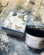 Manuka Honey Cleaning Balm山田養蜂場　マヌカハニー クレンジングバームをお試しさせていただきました♪普段食用としていただいているマヌカハニー❕その…のInstagram画像