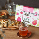 まるでフルーティーな美味しい微炭酸飲料のよう♪こちらは、琉球野草酵素エキス、植物発酵エキス、麹抽出濃縮物など、こだわりの230種類以上の酵素を配合した水で溶かすタイプのドリンクなんです。…のInstagram画像
