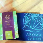 アロマdeマスク♥毎日のマスクが、嫌になる季節ですが、とても可愛いシールがあるよ。マスクの外側に、シールを貼るだけで、不快感が減りベルガモットの香りでリラックスし、癒やされます。シ…のInstagram画像