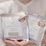 #麗凍化粧品 ⠀⠀＼日本初・特殊冷凍のスキンケア／麗凍化粧品のスキンケアは全て特殊な冷凍技術による冷凍便で届き、個包装。防腐剤・酸化防止剤無添加、100％天然成分の完全無添加。品質面で…のInstagram画像