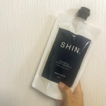 SHIN スカルプシャンプー🧴⁡⁡⁡⁡⁡⁡男性用シャンプー家族で使ってみたよ♡⁡オールインワンで時短〜😭👏👏⁡⁡パウチタイプなのもエコで🙆‍♀️✨✨…のInstagram画像
