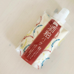 ..ドキドキの酒粕パック😍これ酒粕をそのまま肌に塗ってる感じで面白い🎶パックの放置時間にトリートメントとかマッサージしてリラックス😌✨５分〜10分放置して洗い流すとツルツルふっくら…のInstagram画像