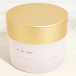 佐藤薬品工業株式会社様よりMEDIMERRY（メディメリー)「AQMOISTURISER（アクモイスチャライザー）＜保湿水分クリーム＞」 O/W処方で、乾燥肌対策に優れた効果を発揮する保湿クリ…のInstagram画像