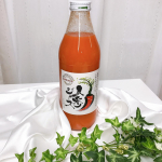 朝の時間はバタバタ💦サラダを作る時間もない😭そんなときにぴったりな人参ジュース🥕⁡出口崇仁農園の人参ジュース⁡化学合成肥料、農薬不使用でこだわって栽培した、人参、りんご、レモン…のInstagram画像