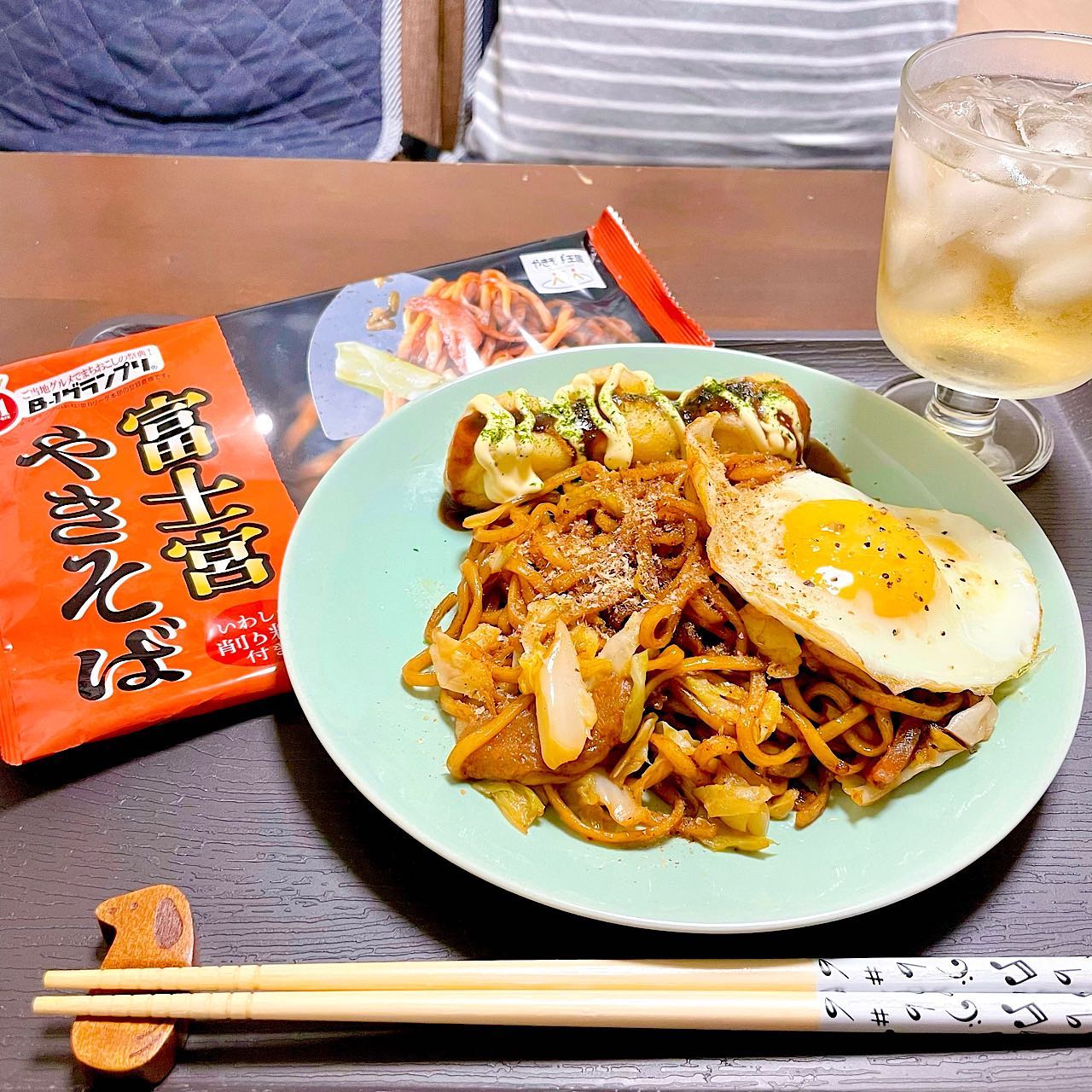 口コミ投稿：Stir fried noodles & takoyaki(octopus balls) for dinner😋🍻🐙当社は地域の逸品や掘…