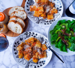 ダラコスタのパッケリでボロネーゼ💓🍝大好きなパッケリで栗のボロネーゼを食べました〜😋いつものボロネーゼに栗加えるだけで美味しい秋の味🌰🌰🌰あとはメゾンポワールのパテとキウイと生…のInstagram画像