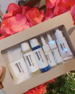 Natures for (ネイチャーズ フォー) スキンケア1ウィークセットをお試ししました。こちらはお手入れに必要な基本の６アイテムを７日間お試しできるセットになっています。内容は…のInstagram画像