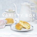 八天堂🌿お楽しみボックス届いたの嬉しくてまた動画にしてみたよ🎬桃とかマンゴーとか食べたことのないくりーむパンがいっぱいで楽しかった💓山田養蜂場のはちみつが入ったのが…のInstagram画像