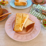 ♡今日の#朝ごはん🍳はちみつバタートースト୨୧┈┈┈┈┈┈┈┈┈┈┈┈┈┈┈┈┈┈୨୧高級な食パン専門店の忠みさん（ @tadami_kitashinchi ）の…のInstagram画像