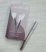 発売されたばかりの秋冬の新色✨@lumiurglasLUMIURGLASルミアグラス Skill-less Liner 「スモアグレージュ」をお試しさせて頂きました…のInstagram画像