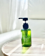 organic shampoo⊹ハーバルリーフ🌿@utukcia テオが産まれて３本目 ₊⁺赤ちゃん用ってわけじゃないけど、低刺激・無添加と安心してつかえる弱酸性アミノ…のInstagram画像