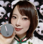 チャイナチャイナチャコット🐼.チャコット　フィニッシングパウダーモイスト舞台メイクや宝塚で愛されているチャコット様さすがチャコット...パウダーなのにほんとに潤う😭✨夜寝るときも使…のInstagram画像