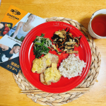 今日の私の晩ごはん。今日は娘たち2人で出かけたのでおひとり様☺️@dietician_2021 様#Dietician #ダイエットボディメイク 用 #宅配食 をお試して頂きましたので今日…のInstagram画像