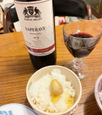 こんな時間に晩御飯上質赤ワイン#サペラヴィ ジョージアはワイン発祥の国2015年まではグルジアと呼ばれていた国調べて美味しくいただきたいからジョージア料理やるぞ…のInstagram画像