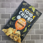 白身魚の皮・塩漬けあひるの卵黄身などから作られたロカボなスナック菓子『トトチップる』廃棄されていた栄養価の高い魚の皮が使われていてフードロス解消にもなっているそう🌏️1袋60gで糖質9.7g…のInstagram画像