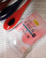 マルトモ様の《コラーゲンで美容応援+ヒアルロン酸》をお試しさせていただいています480mg×120粒コラーゲンを含むくらげから生まれたサプリメントです💓く、くらげ！こんな商品あるのですね…のInstagram画像