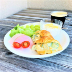 『いつもこんな朝食を作っているんですか？』と読者さんからメッセを頂きました。ええ、いつもこんな喫茶店のモーニングみたいな朝食なんです。(*￣▽￣)ﾌﾌﾌｯ♪#野菜をMOTTO #野菜を…のInstagram画像