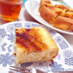 今日の手作りおやつ🍌キャラメルバナナケーキ🍌楽しくお菓子作りお菓子作りに使用させていただいたのは人気商品[グラッドプレス＆シール]便利な[くっつかないマイホイル]裏表なく使いやすい[クッ…のInstagram画像