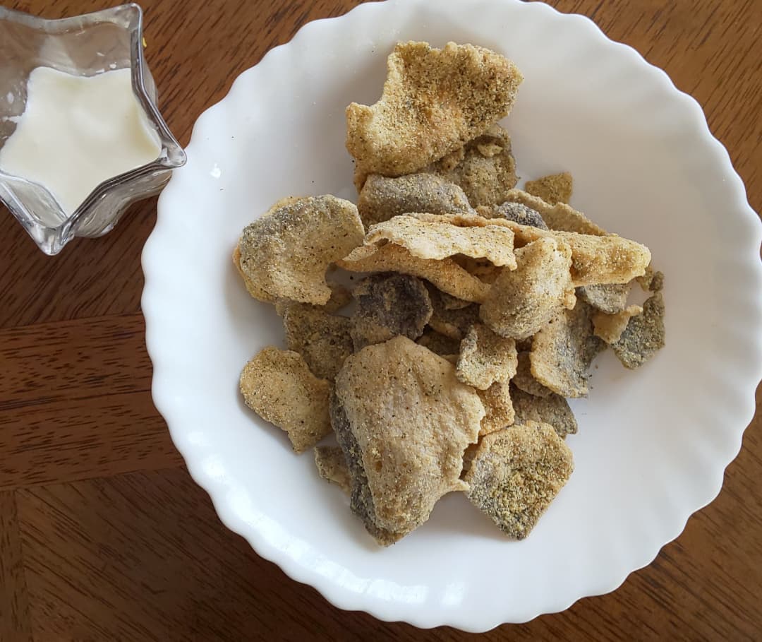 口コミ投稿：Monitored fried fishskin chips! Subtly spicy, so crispy & not greasy at all!Tri…