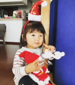 3食ツナメニューをリクエストするほどツナ缶大好きな三女ちゃん♡スペシャルなクリスマスツナ缶があるんだって！？ぜひ体験してみたいね！！#オーシャンプリンセス #モンマルシェ #クリスマス…のInstagram画像