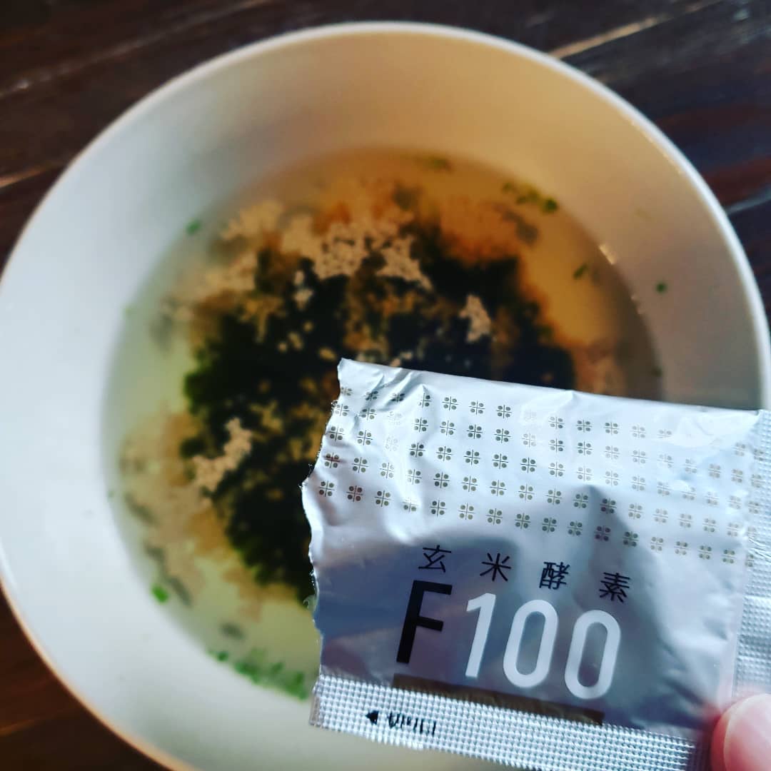 口コミ投稿：しじみスープに入れて、玄米酵素F100を食べてみました😆🎵元々玄米の味が好きなのです…