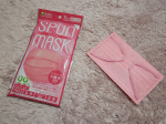 .【SPUN MASK（スパンマスク）ピンク】ISDG 医食同源ドットコムさんのスパンレース不織布カラーマスク 7枚入を最近また使っています。全6色あって、今回はピンクです☺️3層…のInstagram画像
